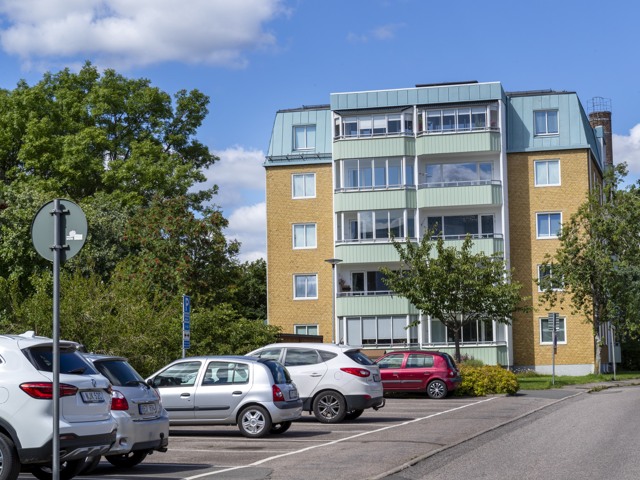 Parkering utan för flerbostadshus