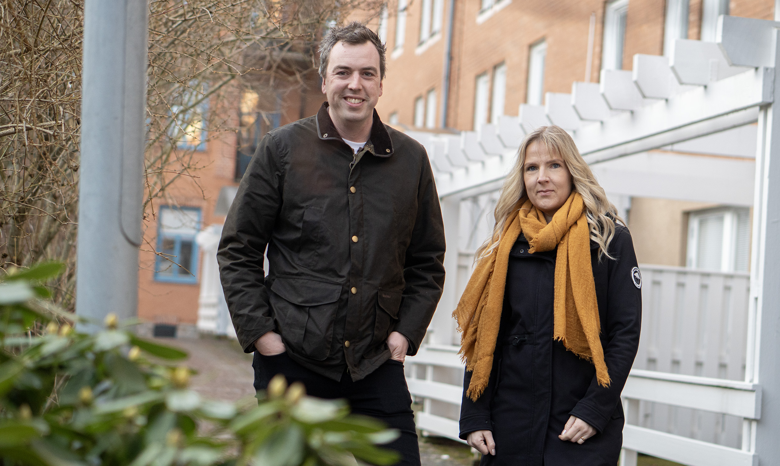 Jesper Cederlöf, inköpssamordnare, och Sofie Spetz, miljö- och hållbarhetssamordnare.